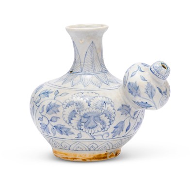 Lot 162 - A Chinese Blue and White Porcelain Kendi