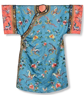Lot 118 - An Exceptional Chinese Embroidered Silk Lady's Robe