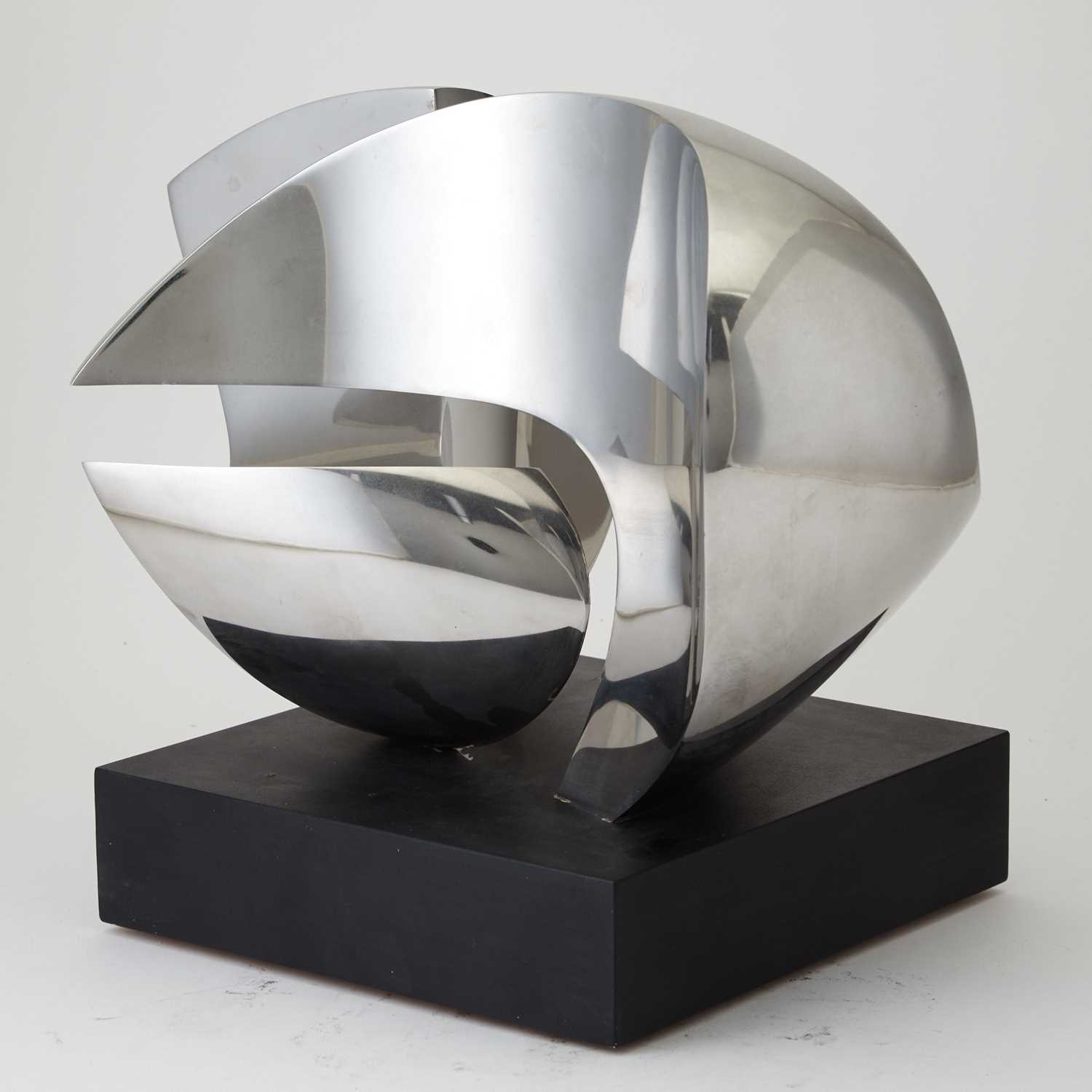 Lot 644 - Roy L.  Gussow