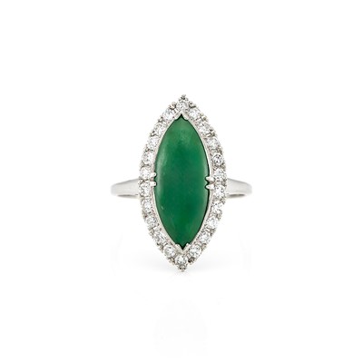 Lot 2088 - Platinum, Jade and Diamond Ring