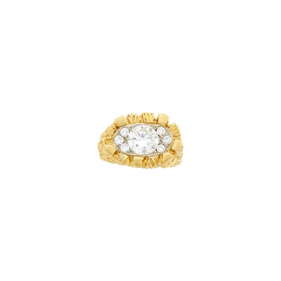 Lot 1088 - Gentleman's Gold and Diamond Ring
