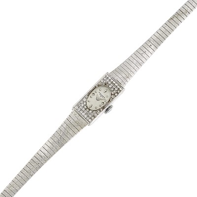Lot 2098 - Baume & Mercier Lady's White Gold and Diamond Wristwatch