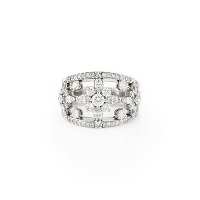 Lot 2095 - Kwiat White Gold and Diamond Ring