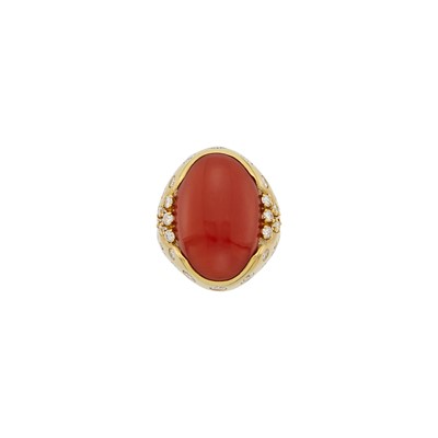Lot 1015 - Gold, Coral and Diamond Ring