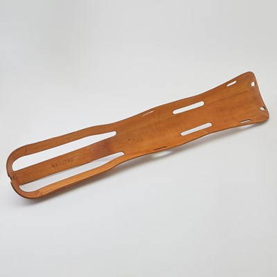 Lot 773 - Charles and Ray Eames “ Molded Plywood Splint” 1942 made by Evan’s Products Company