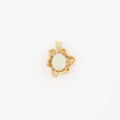 Lot 81 - Gold and Stone Pendant, 14K 1 dwt. all