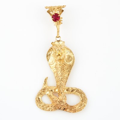 Lot 161 - Gold and Stone Pendant, 10K 17 dwt., all