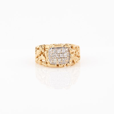 Lot 240 - Diamond Ring, 14K 2 dwt.