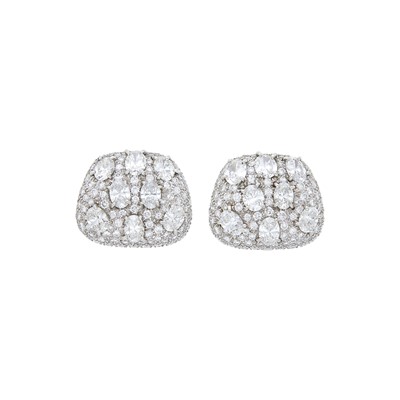Lot 106 - Andrew Clunn Pair of Platinum and Diamond Earclips