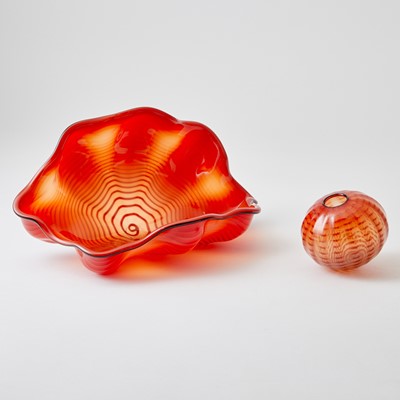 Lot 849 - Dale Chihuly  Blown Glass Two-Piece Carmine Red Persian Set With Black Lip Wrap