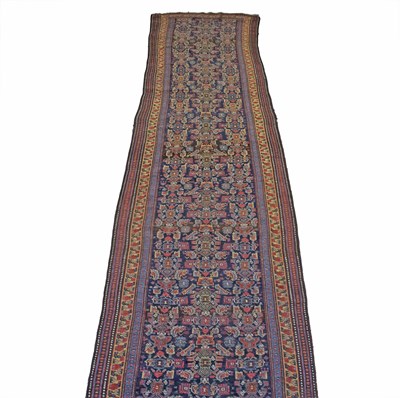 Lot 394 - Bidjar Runner