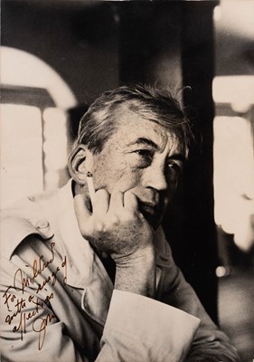 Lot 683 - An autographed photo of director John Huston