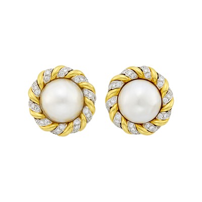 Lot 42 - Verdura Pair of Gold, Mabé Pearl and Diamond Earclips