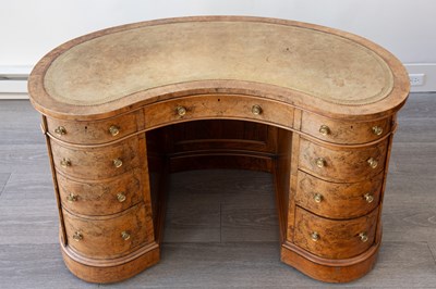 Lot 1105 - Victorian Burl Veneer Reniform Desk