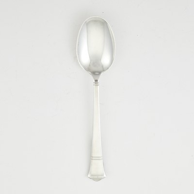 Lot 179 - Tiffany & Co. Sterling Silver "Windham" Pattern Flatware Service