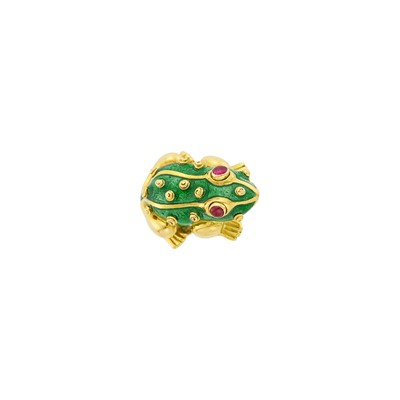 Lot 1004 - David Webb Gold, Green Enamel and Cabochon Ruby Frog Ring