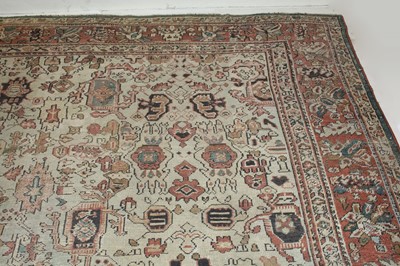 Lot 512 - Ghiordes Carpet