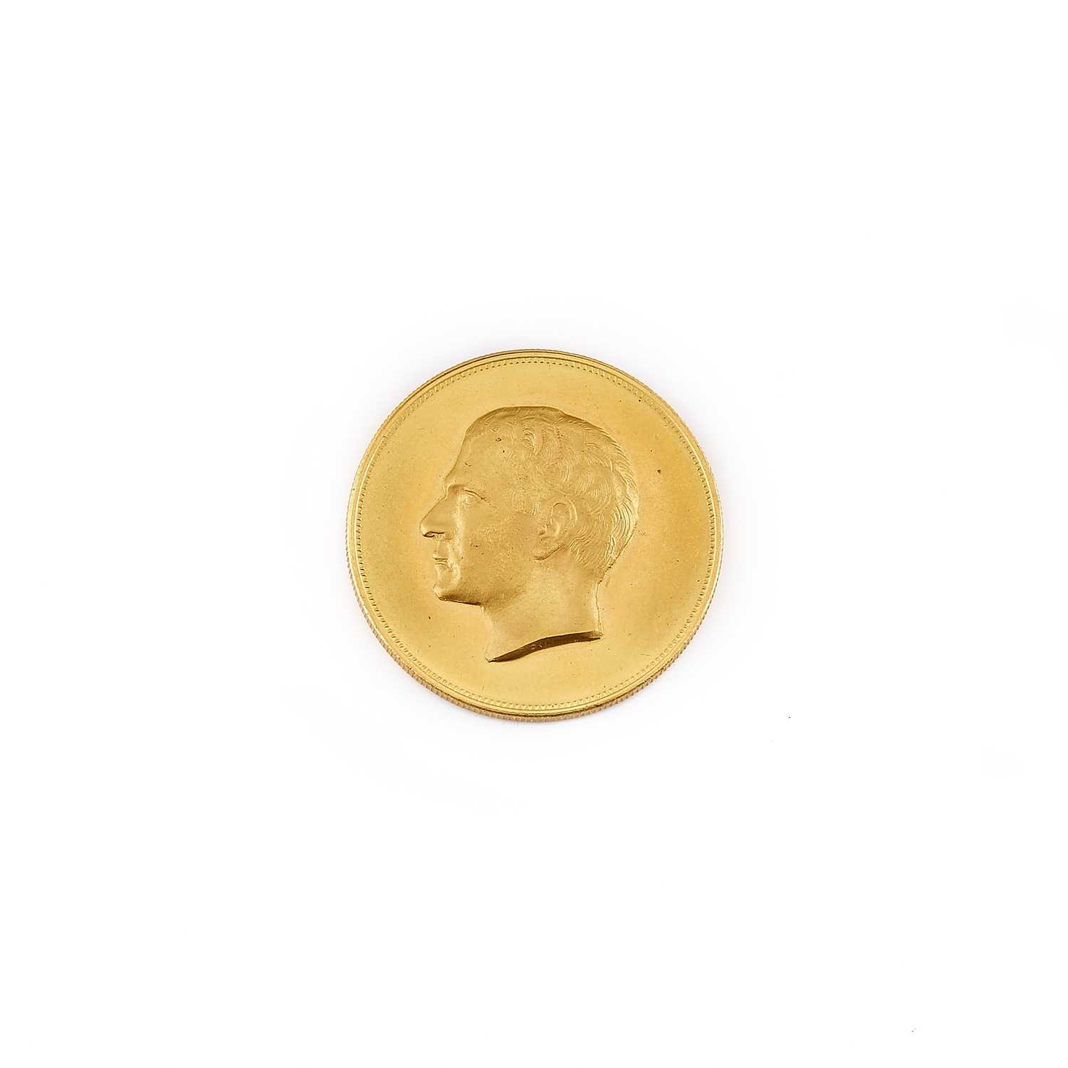 Lot 1167 - Iran Gold Commemorative Medal