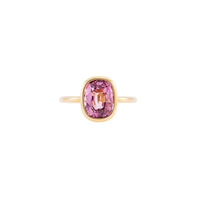 Lot 1227 - Rose Gold and Purple Spinel Ring