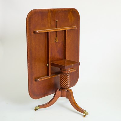 Lot 155 - George III Inlaid Mahogany Breakfast Table