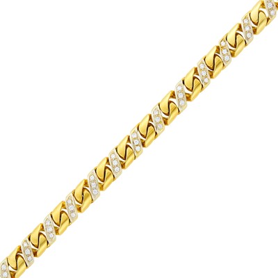 Lot 82 - Bulgari Gold and Diamond Curb Link Bracelet