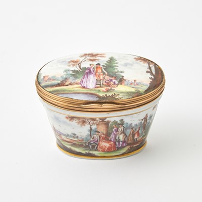 Lot 184 - Meissen Porcelain Snuff Box