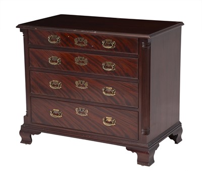 Lot 200 - Baker Chippendale Style Mahogany Chest of Drawers