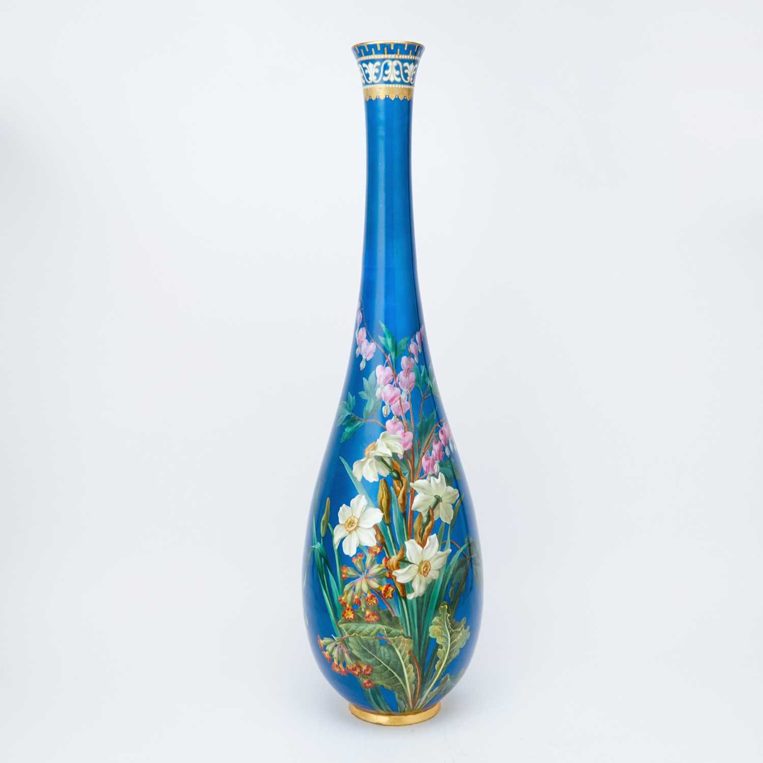 Lot 565 - Important Russian Porcelain Vase