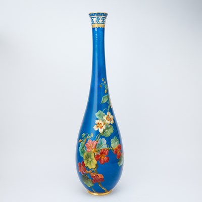 Lot 565 - Important Russian Porcelain Vase