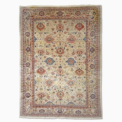 Lot 405 - Mahal Carpet