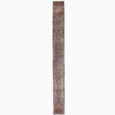 Lot 1006 - Sarouk Runner