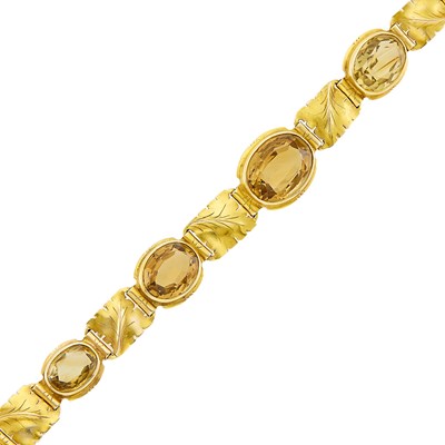 Lot 1136 - Antique Gold and Citrine Bracelet