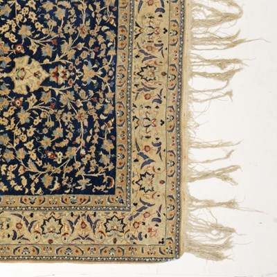 Lot 406 - Nain Rug