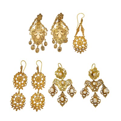 Lot 2150 - Three Pairs of Antique Gold, Silver-Gilt and Freshwater Pearl Pendant-Earrings and Single Earring