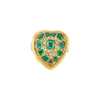 Lot 2149 - Gold, Emerald and Diamond Locket Ring