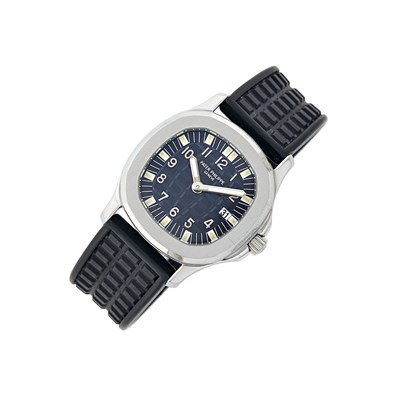 Lot 68 - Patek Philippe Stainless Steel 'Aquanaut' Wristwatch. Ref. 4960A-010