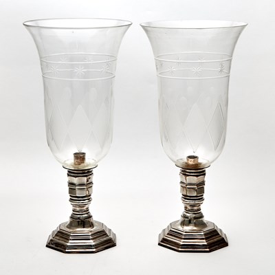 Lot 221 - Pair of Régence Style Glass and Silvered Metal Photophores