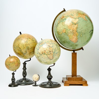 Lot 180 - Six colored table globes