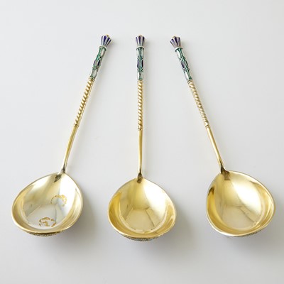 Lot 728 - Set of Three Russian Silver-Gilt and Cloisonné Enamel Spoons