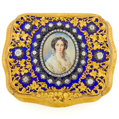 Lot 236 - Jeweled Gold and Guilloché Enamel Imperial Presentation Snuff Box