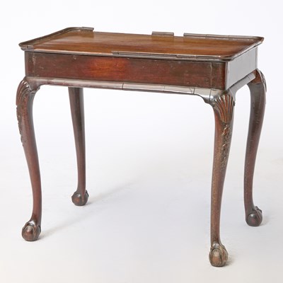 Lot 254 - George III Walnut Tea Table