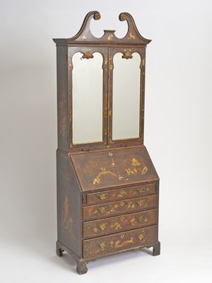 Lot 171 - George II Style Lacquer and Parcel-Gilt Chinoiserie Decorated Secretary Cabinet