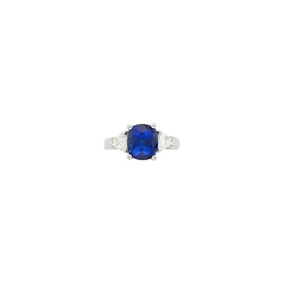 Lot 112 - Platinum, Sapphire and Diamond Ring