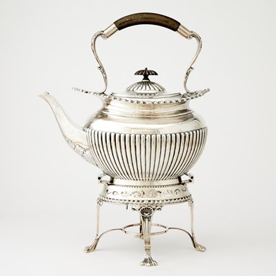 Lot 219 - Edwardian Sterling Silver Kettle on Stand