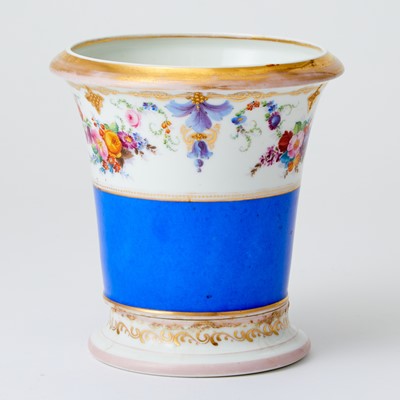Lot 677 - Russian Porcelain Cache Pot