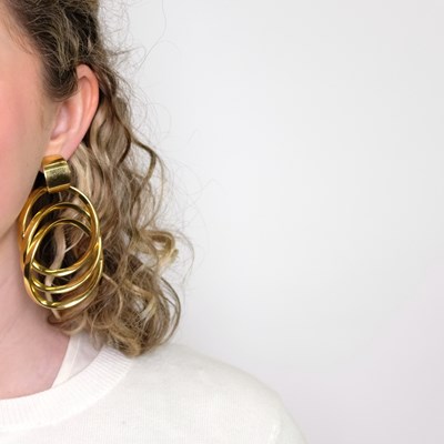 Lot 11 - Pair of Oversized Oval Link Gold Pendant-Earrings