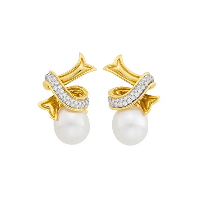 Lot 106 - Angela Cummings for Assael Pair of Gold, Platinum, South Sea Cultured Pearl and Diamond Earclips