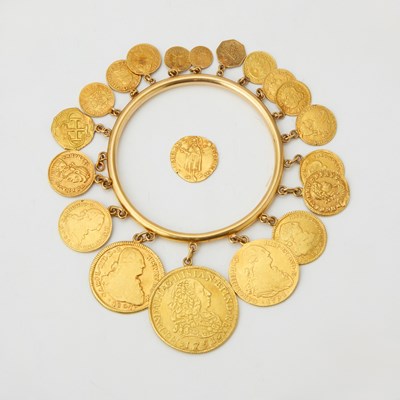 Lot 37 - Gold Coin Bracelet