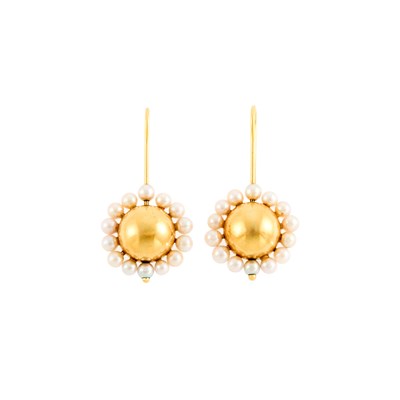 Lot 174 - Pair of Gold and Cultured Pearl Pendant-Earrings