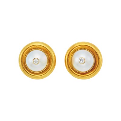 Lot 149 - Pair of Gold, Mabé Pearl and Diamond Earclips